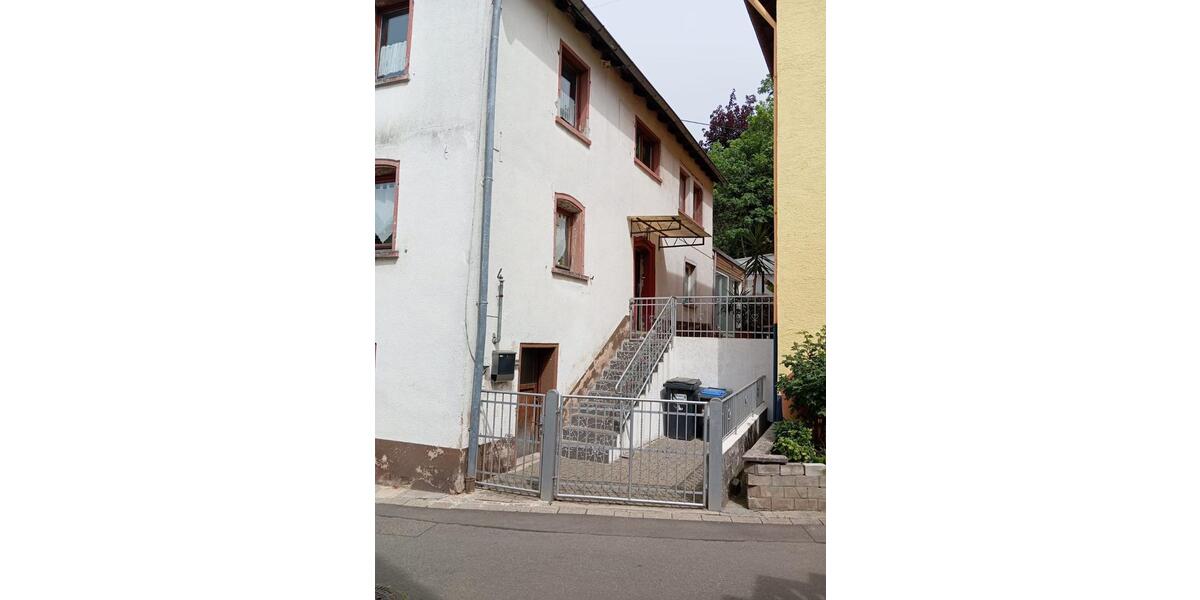 Einfamilienhaus Albersweiler - 6 Zimmer, 130 m&sup2;, 180.000&euro; | Angebot:26719775