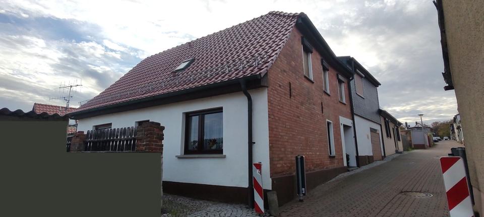 Mehrfamilienhaus, Wohnhaus Hettstedt - 10 Zimmer, 165 m&sup2;, 104.000&euro; | Angebot:25375505