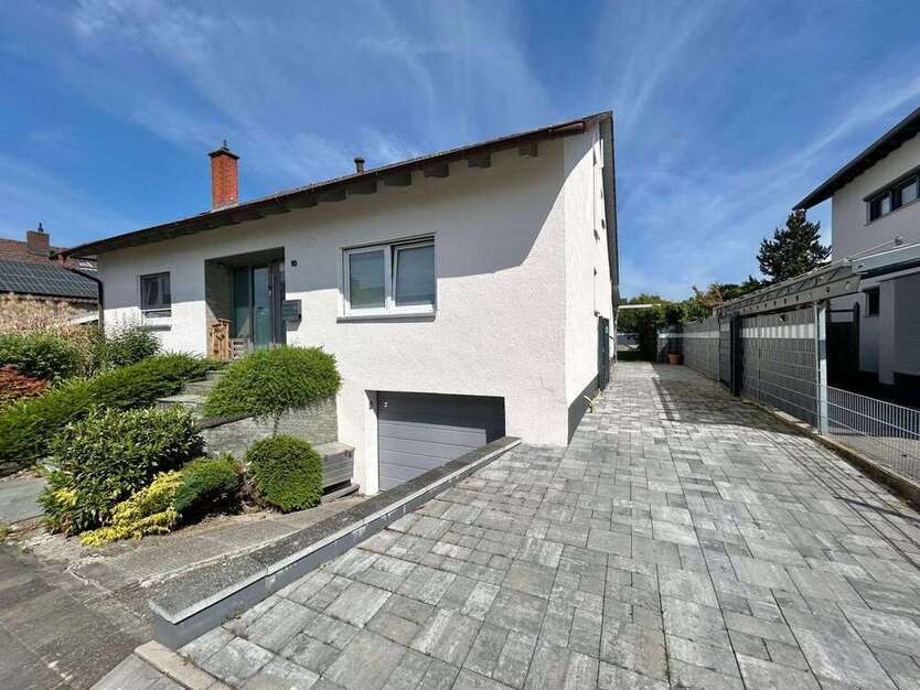 Haus zum Kaufen in Kuhardt 699.000 € 200 m²