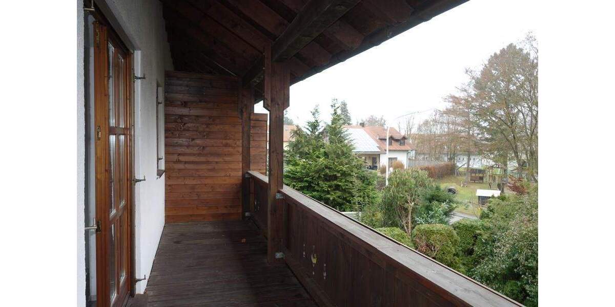 Doppelhaushälfte Laberweinting - 4 Zimmer, 163 m&sup2;, 1.000&euro; | Angebot:25731125