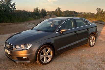 Audi A3 214.000 km 8.800 &euro; Leer 26789