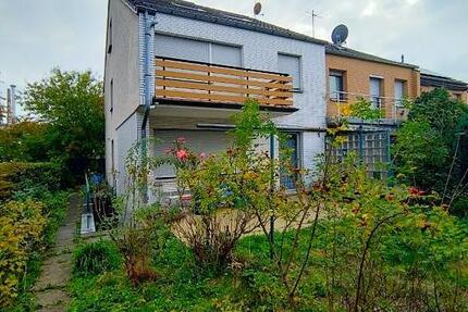 Gute Gelegneheit Großzügig geschnittenes Reihenendhaus mit Balkon, schönem Garten und Garage - Haus Köln Godorf | Angebot:23168372