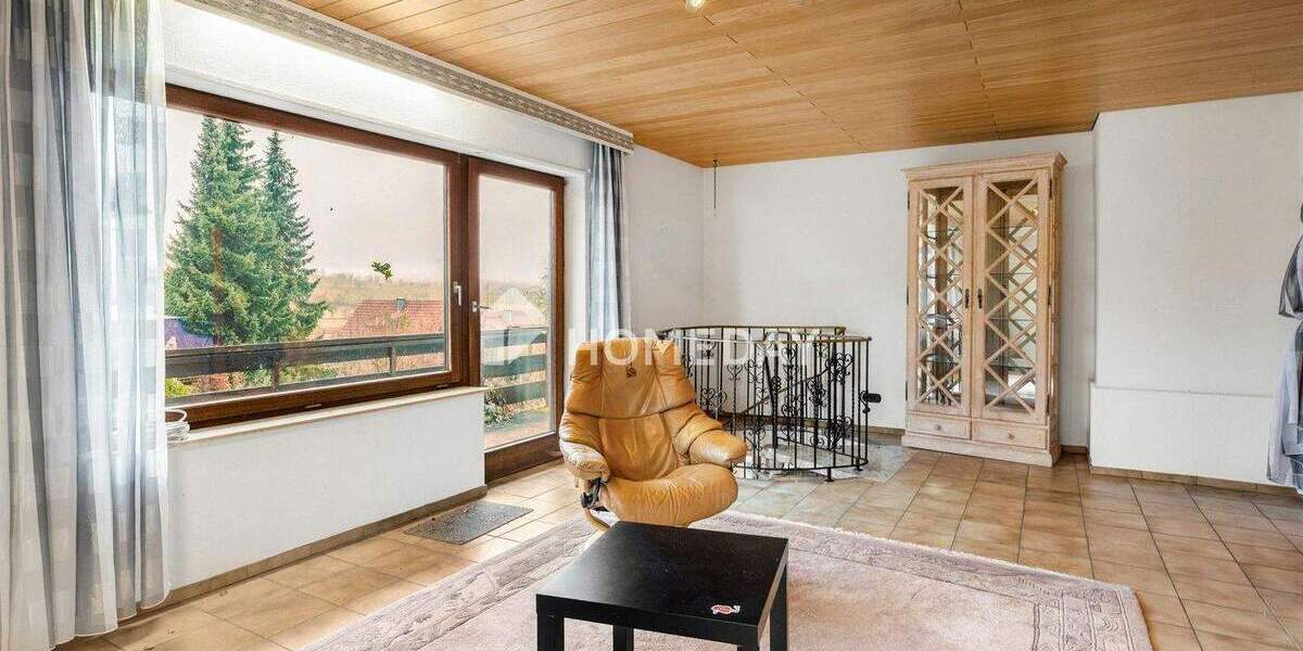 Einfamilienhaus Gersfeld Sandberg - 8 Zimmer, 168 m&sup2;, 325.000&euro; | Angebot:25773264