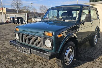 Lada Niva 72.789 km 5.990 &euro; Ginsheim-Gustavsburg 65462