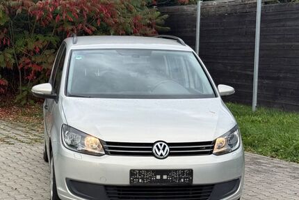 VW Touran 161.760 km 7.499 &euro; Andechs 80346