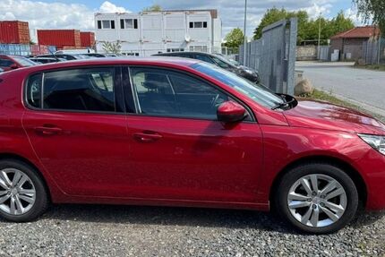 Peugeot 308 116.000 km 5.400 &euro; Oldenburg 26133