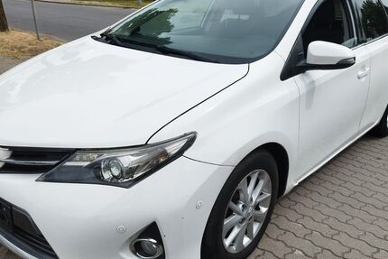 Toyota Auris 293.151 km 6.500 &euro; Berlin 15749