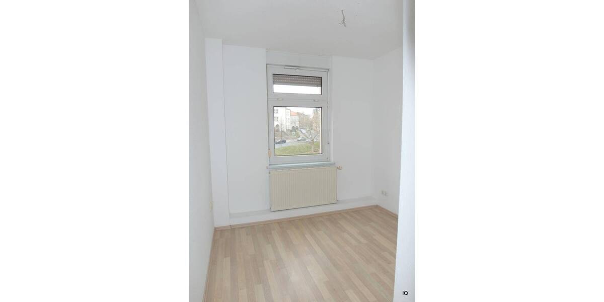 Etagenwohnung Döbeln Sörmitz - 3 Zimmer, 74 m&sup2;, 385&euro; | Angebot:26028680