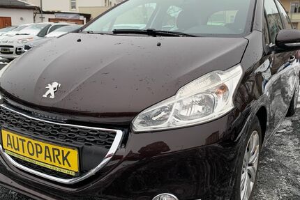 Peugeot 208 128.500 km 4.990 &euro; Heidenau 01809
