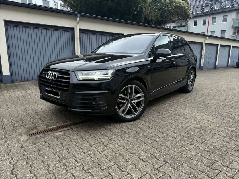 Audi Q7 212.000 km 29.850 € Dortmund 44269