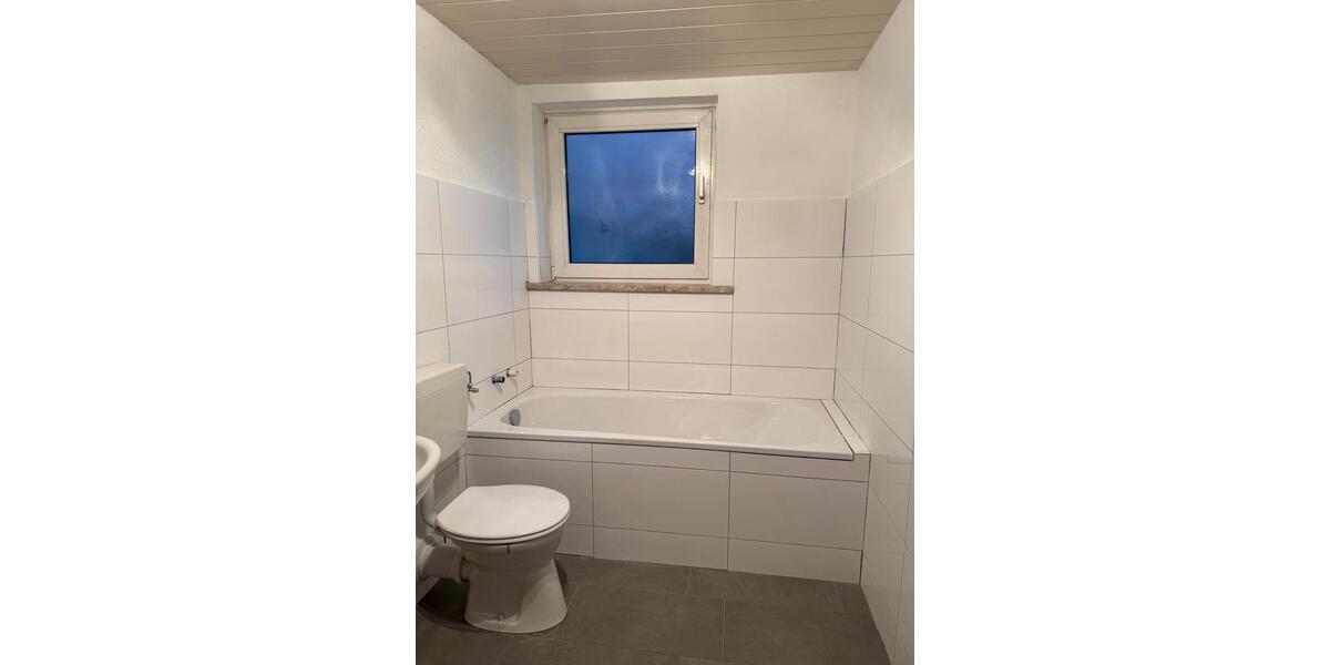 Etagenwohnung Bovenden - 2 Zimmer, 68 m&sup2;, 500&euro; | Angebot:25352600