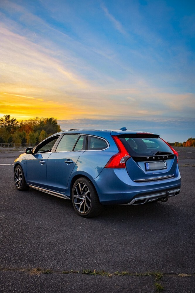 V60