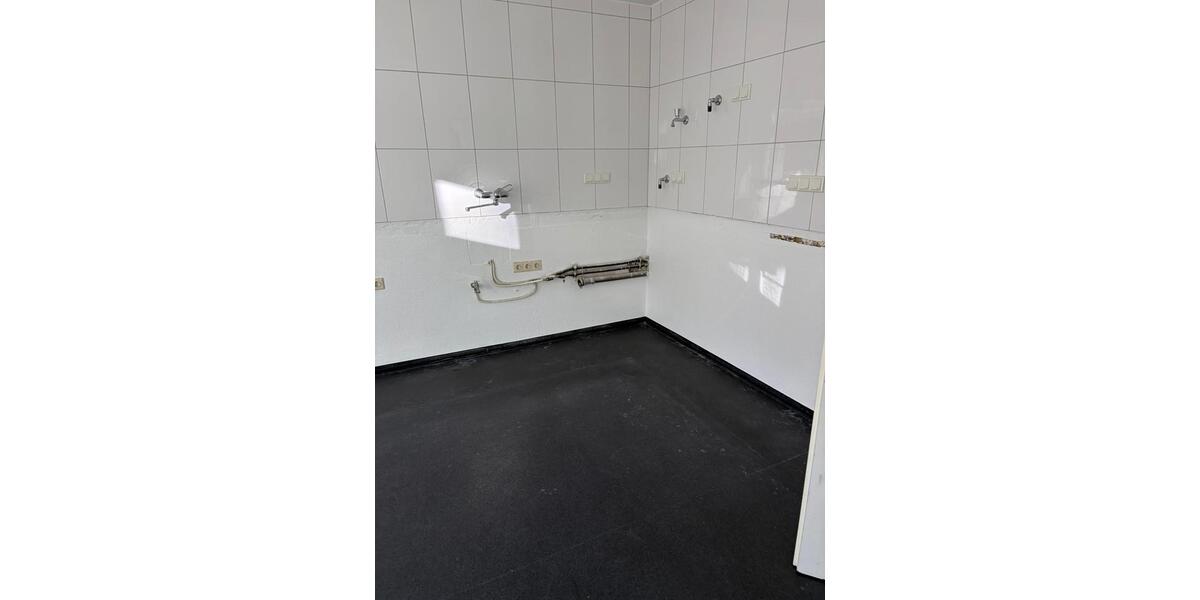 Etagenwohnung Bad Salzuflen - 3 Zimmer, 125 m&sup2;, 1.500&euro; | Angebot:26689303