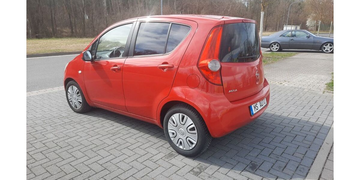 Opel Agila 110.000 km 2.799 &euro; Berlin 13583
