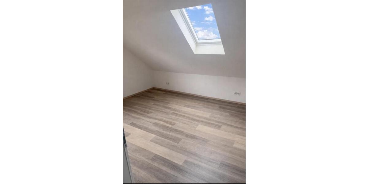 Mehrfamilienhaus, Wohnhaus Ensdorf - 8 Zimmer, 240 m&sup2;, 350.000&euro; | Angebot:26412760