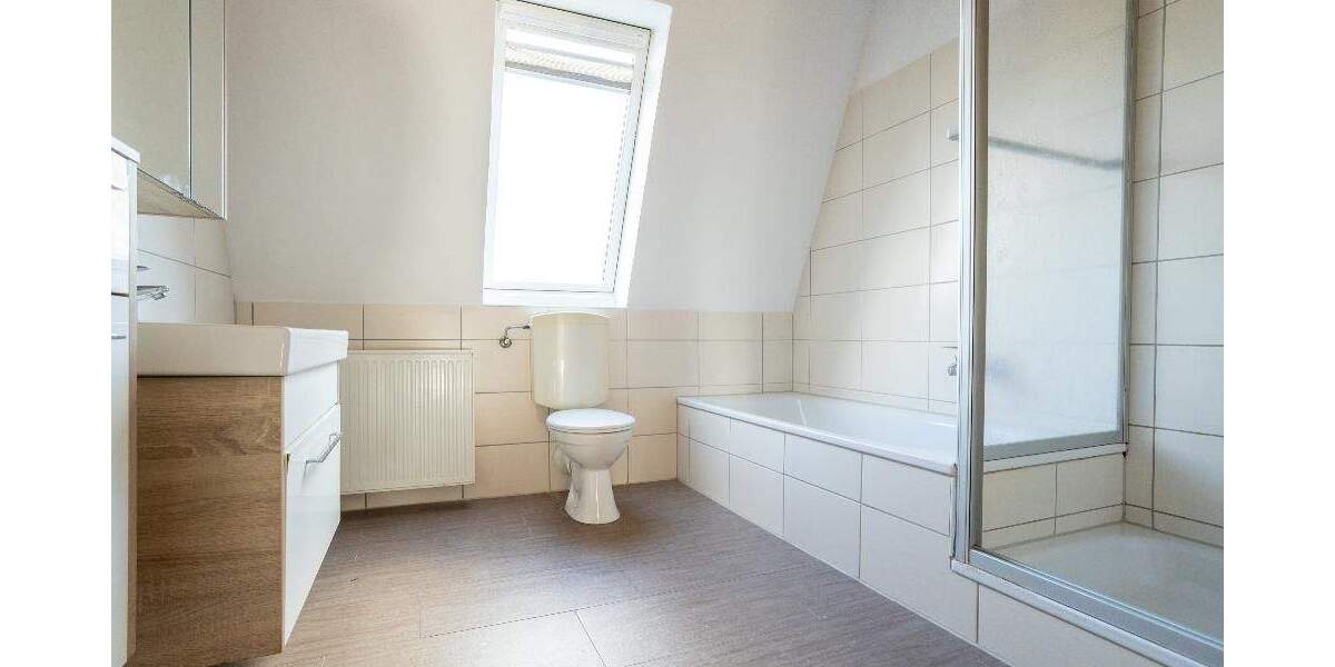 Reihenmittelhaus Stuhr Varrel - 5 Zimmer, 130 m&sup2;, 295.000&euro; | Angebot:25879614