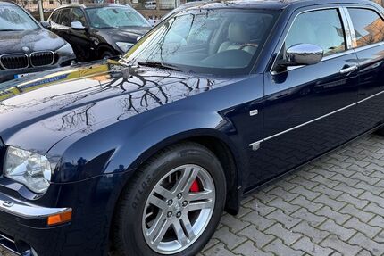 Chrysler 300C 112.000 km 12.650 &euro; Berlin Wittenau -Reinickendorf 13407