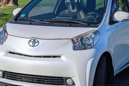 Toyota iQ 61.000 km 6.666 &euro; Eitorf 53783
