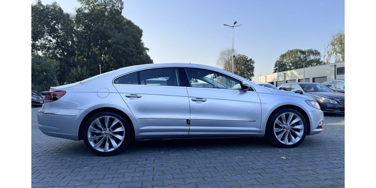 VW Passat CC Highline/Autom,/ Leder/PANO/5 Sitze 180.000 km 10.900 &euro; Mönchengladbach 41066