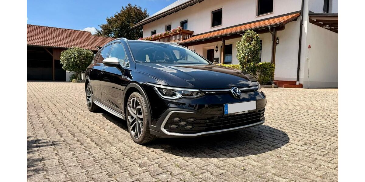 VW Golf 31.141 km 32.400 &euro; Falkenberg 84326