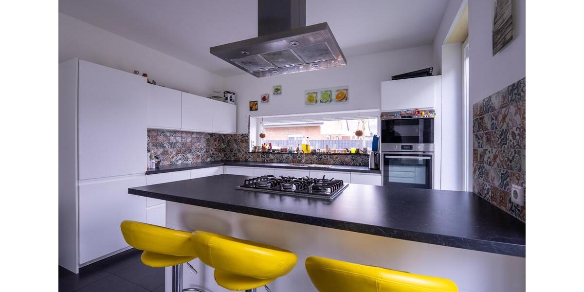 Etagenwohnung Gronau (Westfahlen) - 4 Zimmer, 138 m&sup2;, 569.000&euro; | Angebot:27134338