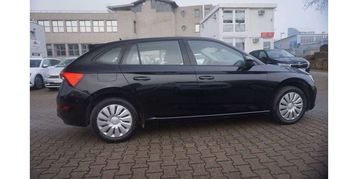 Skoda Scala 79.790 km 16.950 &euro; Nufringen 71154