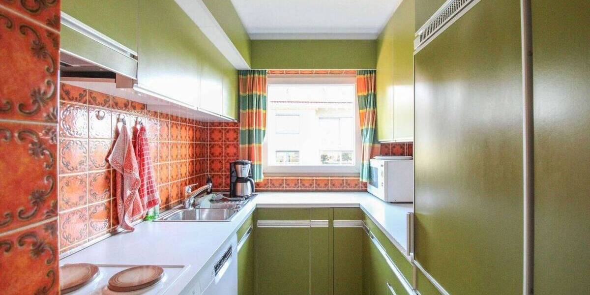 Familienfreundliches Reihenendhaus mit zwei Wohneinheiten in ruhiger Lage von Zuffenhausen- Erbpacht 6 zimmer