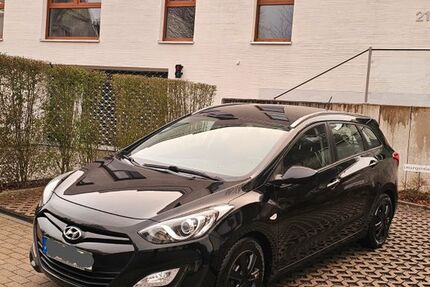 Hyundai i30 105.000 km 6.499 &euro; Wuppertal 42107