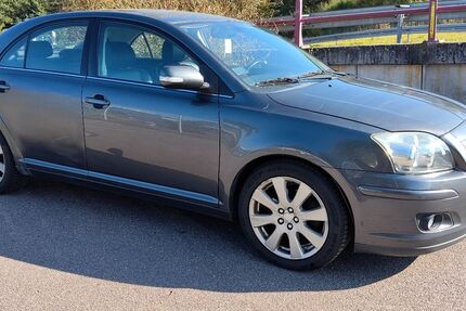 Toyota Avensis 196.000 km 2.999 € Überherrn 66802