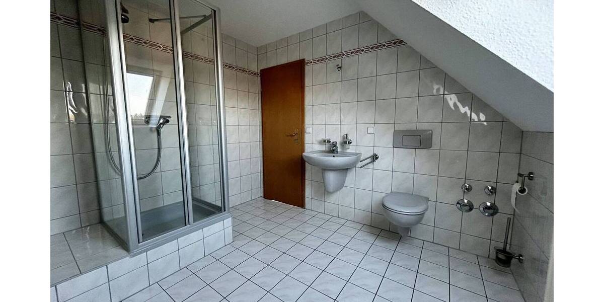 Etagenwohnung Mülsen Mülsen St Jacob - 2 Zimmer, 62 m&sup2;, 400&euro; | Angebot:26156486