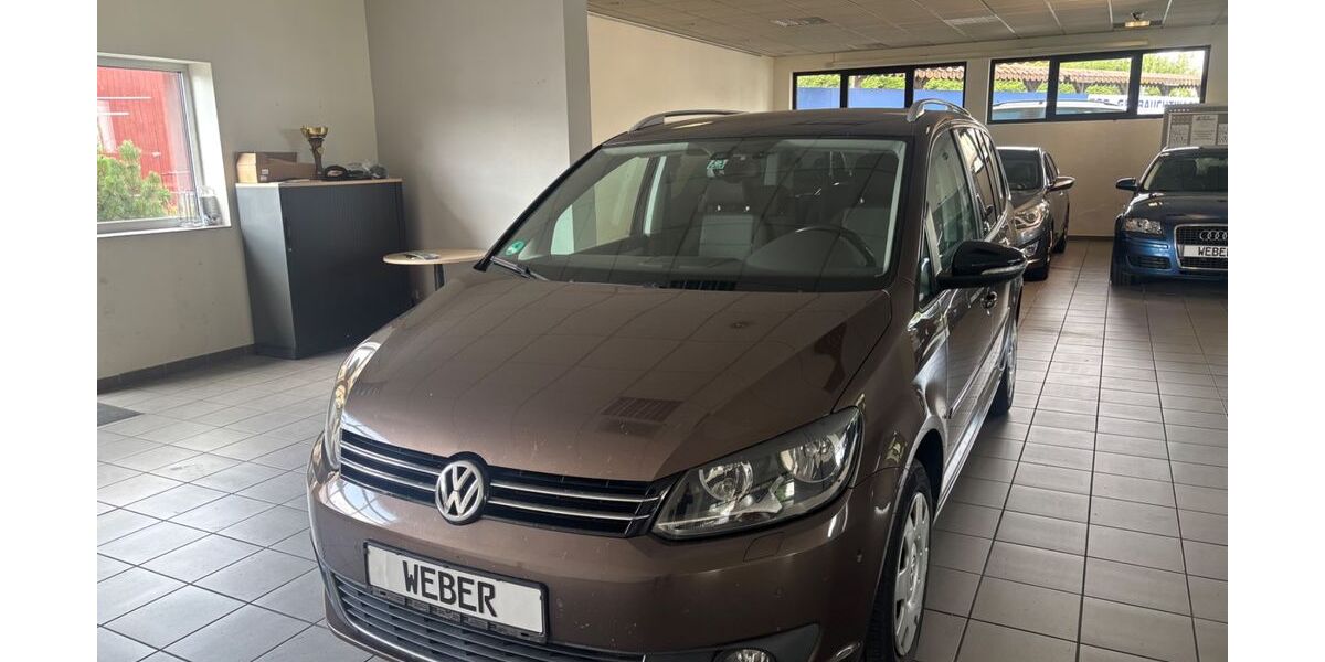 VW Touran 318.532 km 3.999 &euro; Hessisch Lichtenau 37235
