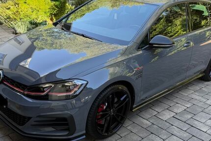 VW Golf 80.500 km 28.500 &euro; Gummersbach 51643