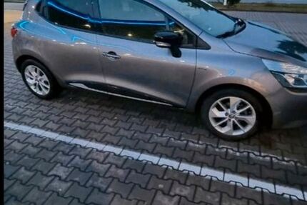 Renault Clio 80.000 km 7.600 &euro; Altenstadt 63674