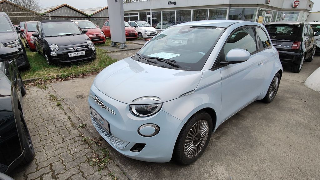 Fiat 500 8.106 km 22.999 &euro; Massen 03238