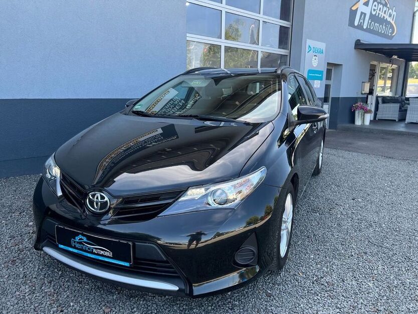 Auris