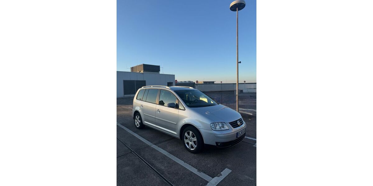 VW Touran 176.000 km 2.500 &euro; Ennepetal 58256