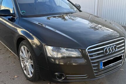 Audi A8 280.000 km 17.890 &euro; München 81379