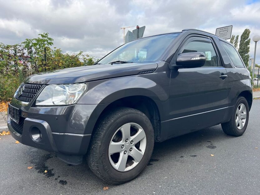 Suzuki Grand Vitara 188.000 km 3.800 € Berlin 12057