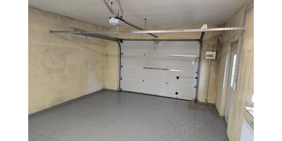 gepflegtes Eigenheim mit großer Garage und Garten in Pritzwalk 5 zimmer