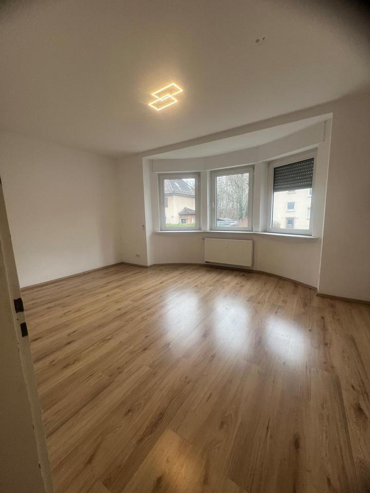 3,5-Zimmer-EG-Whg mit eigenem Garten in Top-Lage von Weitmar zimmer