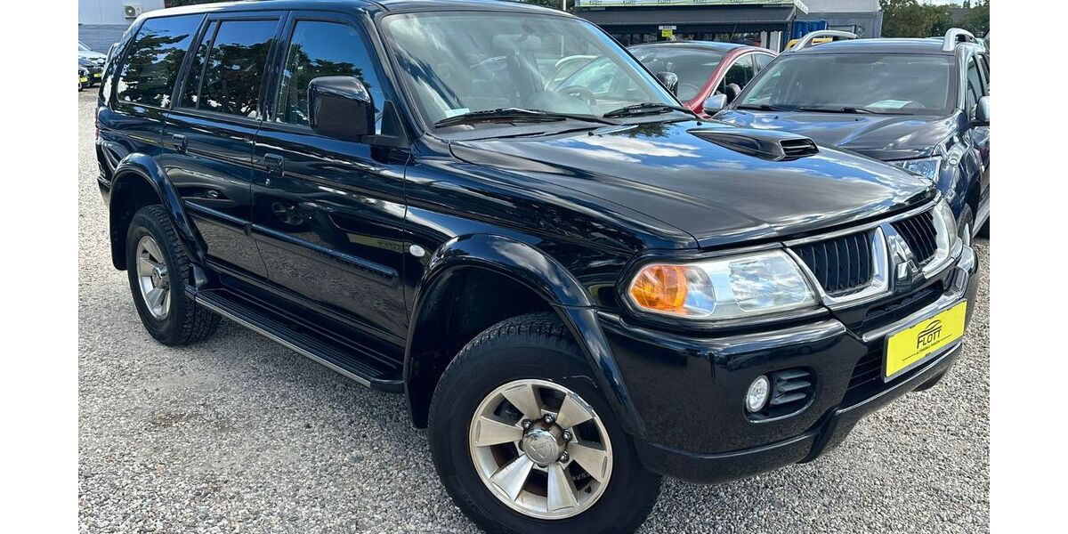 Mitsubishi Pajero 124.671 km 8.490 &euro; Berlin 13089