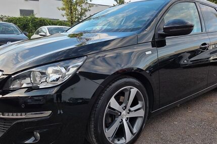 Peugeot 308 176.115 km 5.500 &euro; Saarbrücken 66115