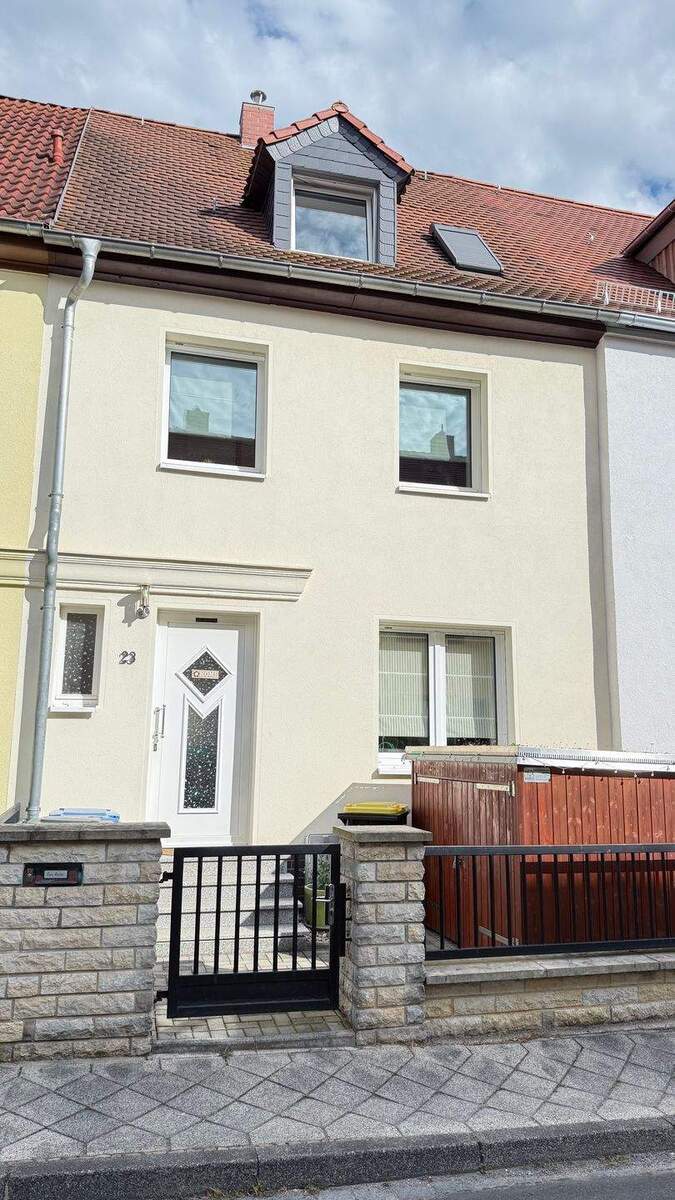 gemütliches Reihenhaus in ruhiger Wohngegend, Parkumgebung Märchenwiese 5 zimmer