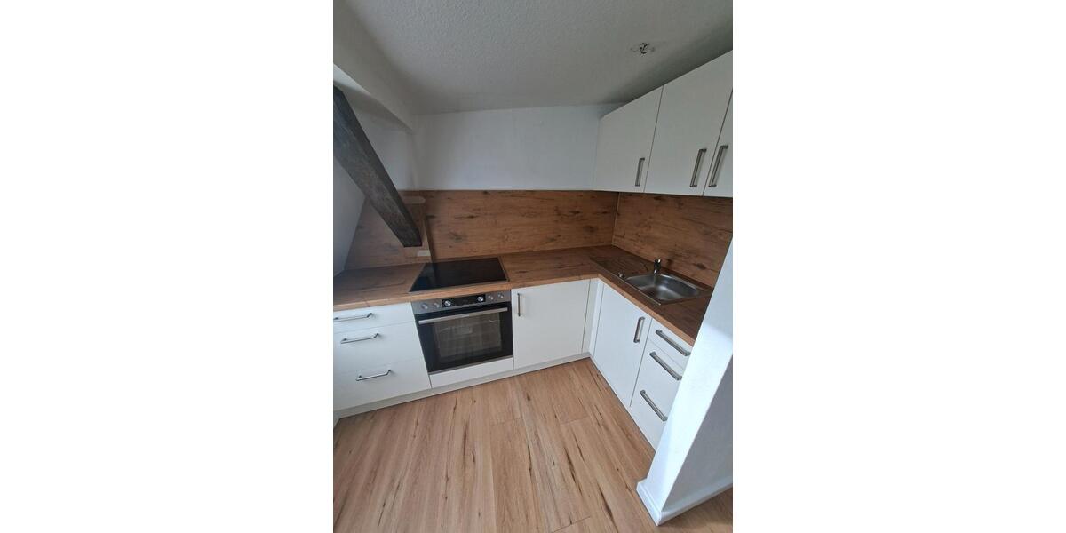 Dachgeschoßwohnung Wismar Altstadt - 3 Zimmer, 64 m&sup2;, 700&euro; | Angebot:27732354