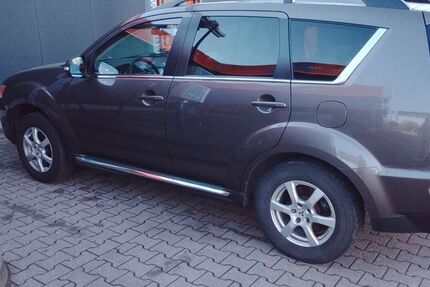Mitsubishi Outlander 184.699 km 7.200 &euro; Leipzig 04347