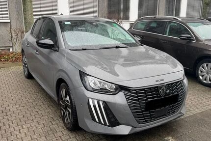 Peugeot 208 18.214 km 14.880 &euro; Rüsselsheim 65428
