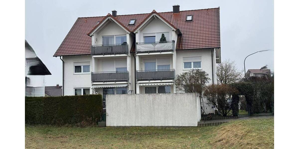 Attraktive 3 Zimmer Wohnung mit Balkon in Strullendorf 3 zimmer