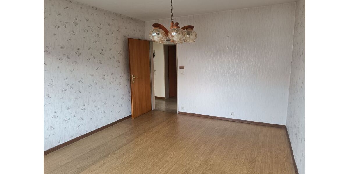 Provisionsfrei* Freistehendes Einfamilienhaus auf 650 m² Grundstück in ruhiger 30er-Zone - Einfamilienhaus Heiligenroth | Angebot:27129573