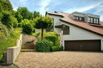 Natur pur! Außergewöhnliches Architektenhaus in traumhafter Lage und mit Einliegerwohnung - Einfamilienhaus Schmelz | Angebot:27010420