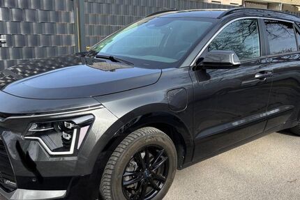 Kia Niro 78.000 km 19.990 &euro; München 81825